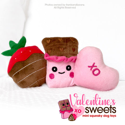 Valentines Day Plush Dog Toy Set for Small Dogs Squeaky