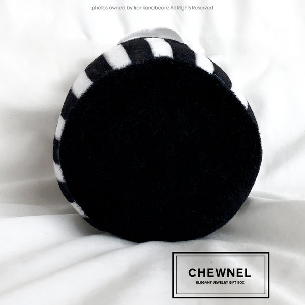 Chewnel Jewelry Gift Box Dog Toy